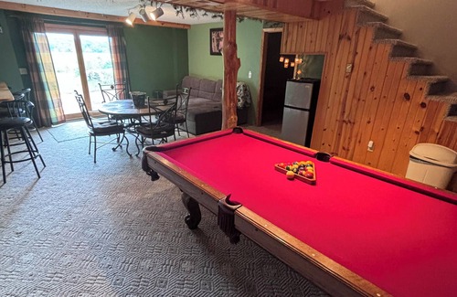 Baudette House | Minutes from Lake of The Woods, on Rainy River beautiful year round home!