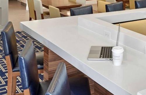 Middleburg Heights House | Minutes from NASA Glenn Research Center! 3 Pet-friendly Suites W/ Kitchens! Pool