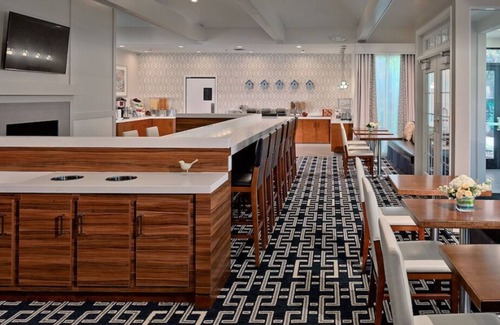 Middleburg Heights House | Minutes from NASA Glenn Research Center! 3 Pet-friendly Suites W/ Kitchens! Pool