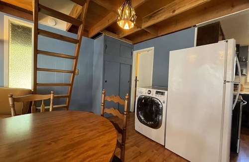 Cold Springs House | Minutes from Pinecrest Lake, Dodge Ridge Ski Resort, and the fabulous Sierras.