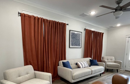 Broussard House | Minutes from Sports Complex! Come see what Acadiana has to offer!