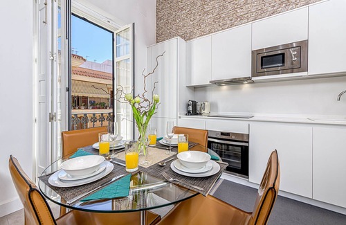 Centro Apartment | Mira - Holiday Apartment in Malaga by Solaga by Solaga