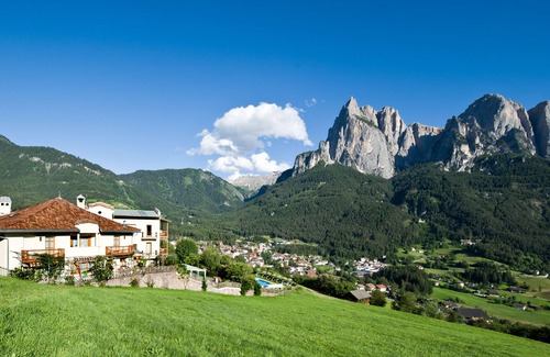 Siusi Hotel | Mirabell Alpine Garden Resort