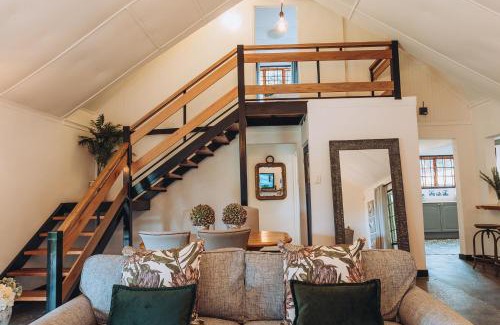 uMngeni House | Miracle Mountain Farm Cottages
