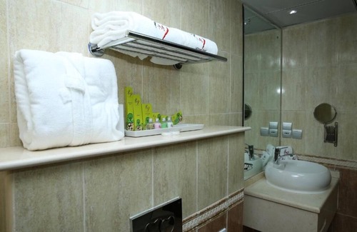 Dadna Hotel | Mirage Hotel Al Aqah