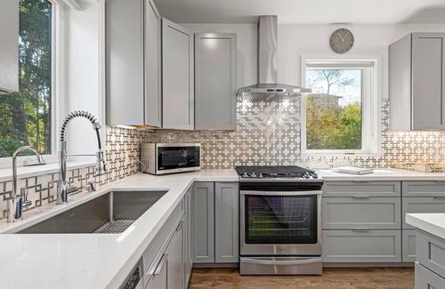 El Granada House | Miramar Beach House. A short walk to the beach.