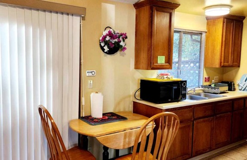 Myers Flat Cottage | Miranda Gardens Resort