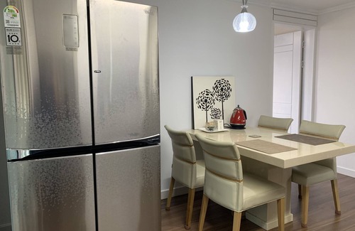 Jeonju Apartment | Miranda House 402 번화가에 위치한 조용하고 편안한 집n단기 업무출장 또는 전주를 즐기기에 적합한 곳!n한옥마을, 혁신도시 10분n