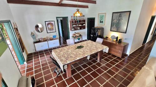 Ubatuba House | Mirante do Leo - Casa com Piscina Aquecida e Loft Exclusivo com Vista para o Mar