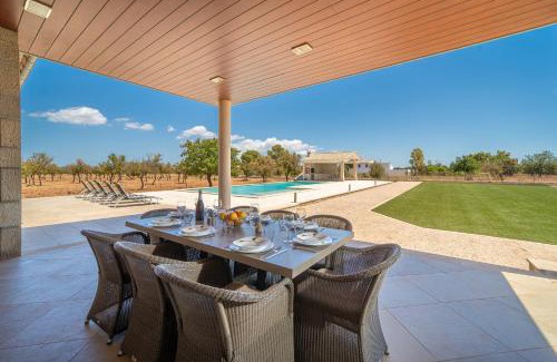 Binissalem Villa | Mireia 2002 with pool and garden by BeBreeze Mallorca