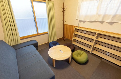 Fushimi House | Miro Fushimiinari Tei South