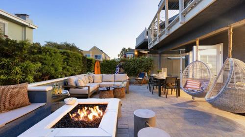 South Mission Beach Apartment | Mission Point 1 by AvantStay San Diego Beach House w Huge Patio Fire Pit Walk to Beach