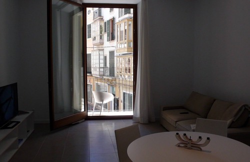 Sant Nicolau Apartment | Missoni House Luxurious apartment in the heart of Palma, Wifi, and A / C, heat, SKY