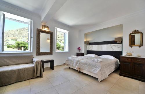 Hydra House | Mistral Hotel