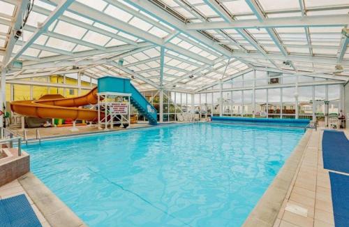 Skegness Resort | ML accessible caravan25