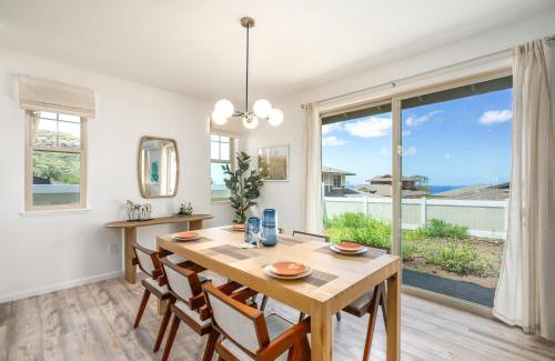 Makaha Valley House | #ML - Aloha Hoʻonani 3BR Home - MT & Ocean Views!