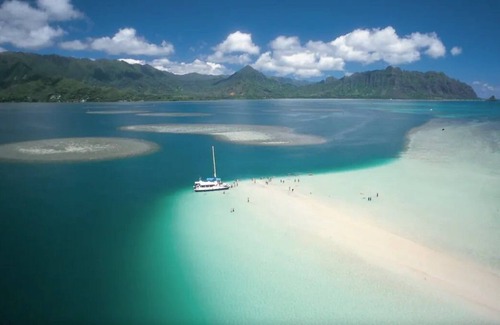 Kaneohe House | Moana Hale - Pool, Close to beach