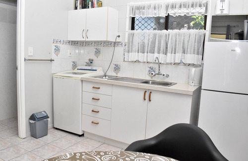 Arorangi Cottage | Moana Sunset Studio, Sunset Central