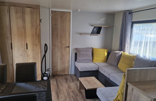 Quend House | Mobile home Rapidhome 2024 6 persons 3 bedrooms 2 bathrooms 2 toilets with terrace in a quiet area