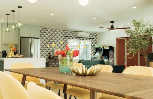 Uptown Design District Villa | Mod Hotel in Palm Springs