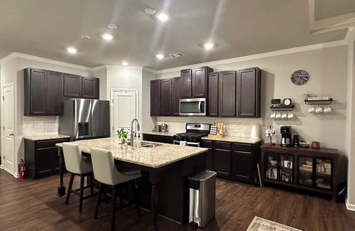 Buford House | Model- Home Modern, Spacious, and Great Location