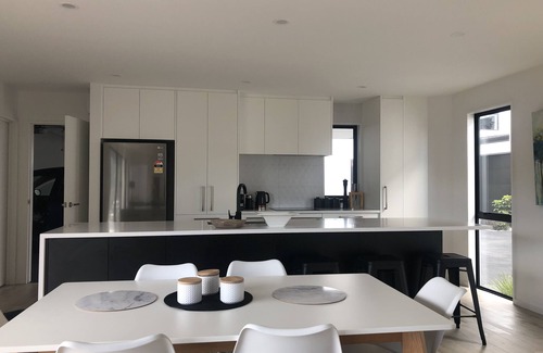 Christchurch City Centre House | Modern central 4 bedroom town house
