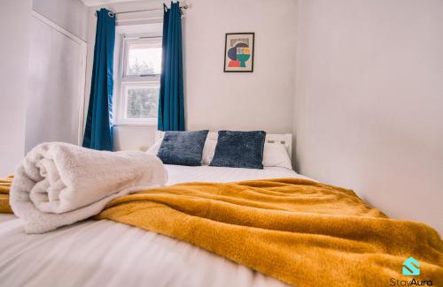 Newcastle-upon-Tyne Apartment | Modern 2 Bed in Newcastle, Free Parking & Sleeps 6