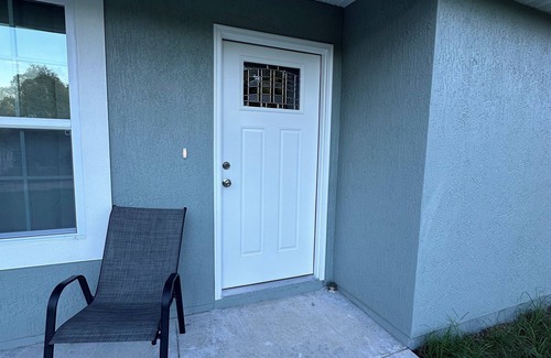 Belleview Heights House | Modern 2-bedroom house with WiFi and AC in lovely Summerfield