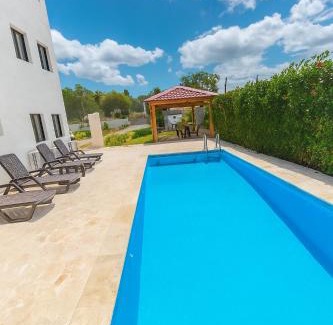 Sosua Apartment | Modern 2BR Apartment 3 Min from Airport with Free Parking