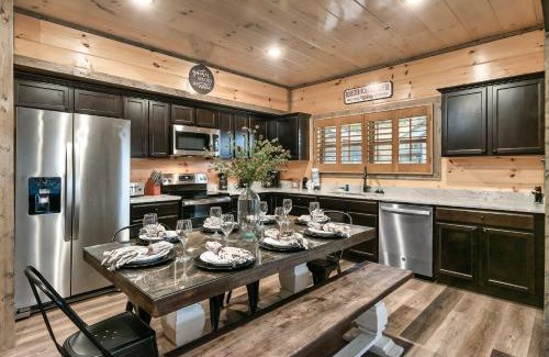 Sevierville House | Modern 4 Bedroom Cabin in Timeless Resort Near Parkway and Dollywood with Game Room and Hot Tub