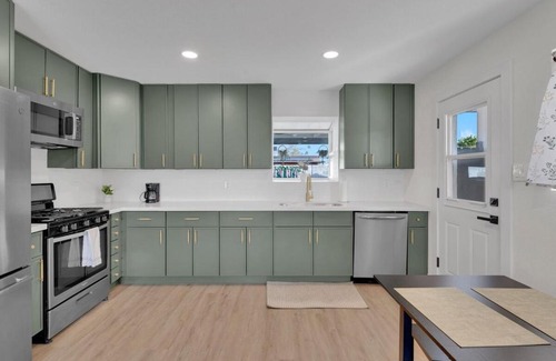 Paradise Valley Village House | Modern 4BR3Ba Home with Pool and Fire Pit