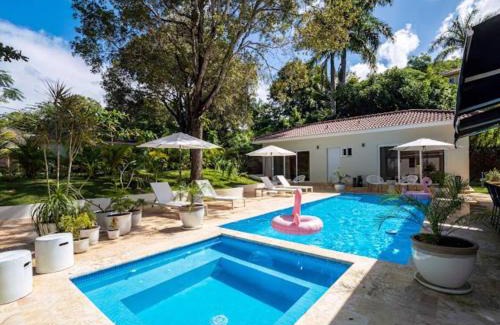 Urbanizacion Tavarez House | Modern 6 Br Villa With Hot Tub