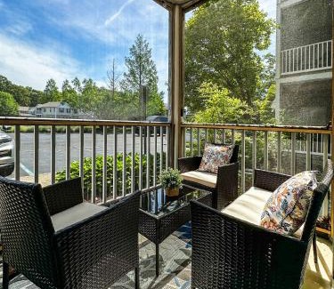 Rehoboth Beach Apartment | Modern and Comfy - 2BR 2BA - 1st Floor, Near Outlets, Beaches & Christmas Village