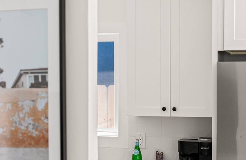 Crown Point House | Modern and Cozy in PB with Patio and Firepit