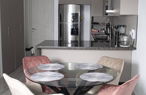 La Carolina Apartment | MODERN AND CUTE DUPLEX