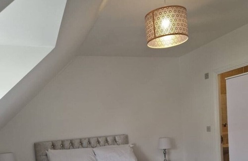 Maidstone House | Modern and Luxurious House