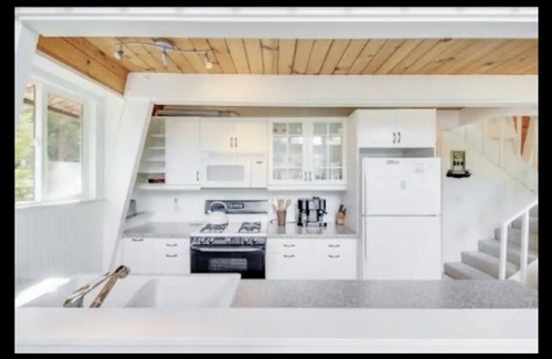 Carnelian Bay Cabin | Modern and Private A-frame Near the Lake