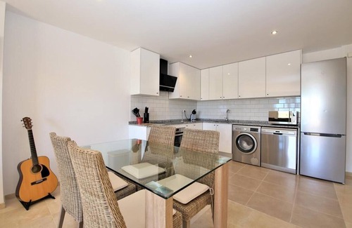 Estepona Apartment | Modern and spacious apartment with sea view, Front line Estepona marina close to beach and bars