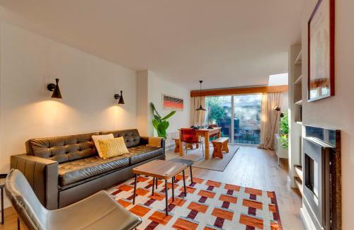 Cambridge City Centre House | Modern and Stylish Townhouse in City Centre Pass the Keys