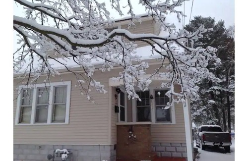 Two Rivers Apartment | Modern and stylish upstairs one bedroom apartment.