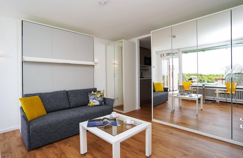 List Apartment | Modern apartment with terrace, unique sea view and WLAN. Pets allowed.