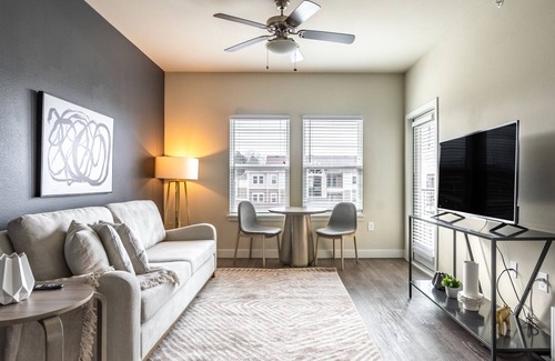 Powdersville Apartment | Modern Apartment in Prime Location (ID8624X14)