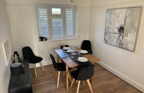 Chelmsford Apartment | Modern apartment in Melbourne Long Stays Welcome