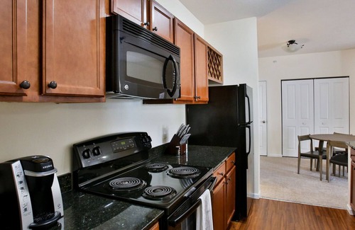 Fort Wayne Apartment | Modern Apartment in Prime Location (ID5976X26)