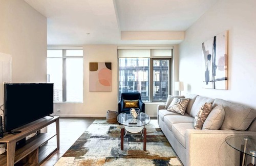 Seaport District Apartment | Modern Apt In Seaport 2 Min. Walk Downtown