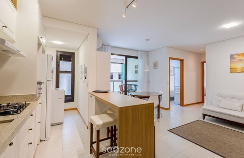 Penha Apartment | Modern apt With Pool Near the Beach Avr0203