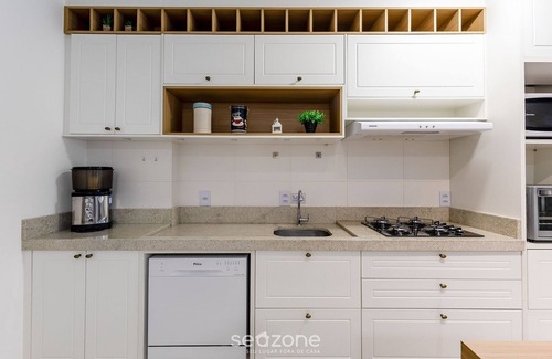 Penha Apartment | Modern apt With Pool Near the Beach Avr0203