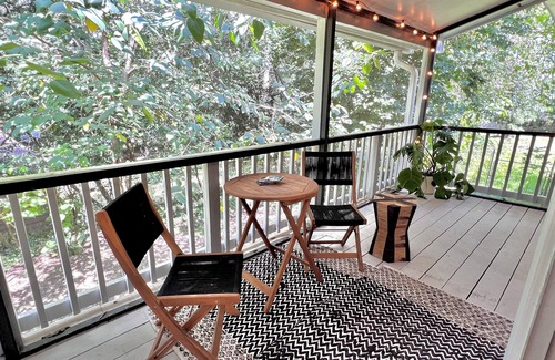 Tallahassee House | Modern Artsy 4bd/2ba Central w/1PM CHECK IN! 5beds/Sleeps 10