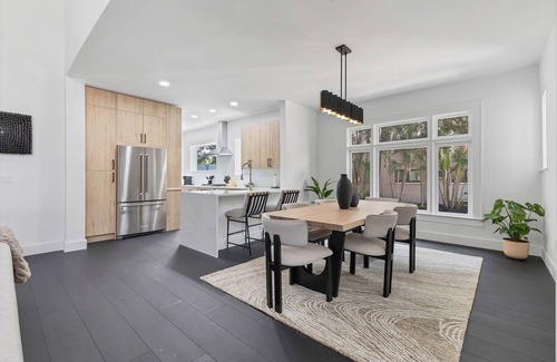 Davis Islands House | Modern beautiful home steps to Bayshore & Downtown