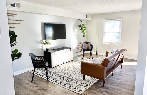 Southwest Raleigh Condo | Modern Boho 2 BR Condo in the heart of Raleigh